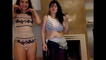 Mother and Daughter on webcam 2 - more videos on www.amateurcams.cf