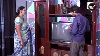 Desi Aunty Matter with cable boy