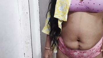 Desi bhabhi fucked hard by her devar. Indian Desi bf video.
