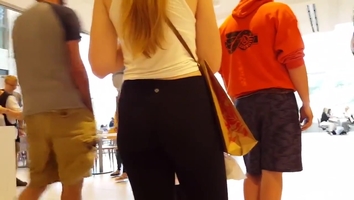 Candid - Sexy tight Lululemon Leggings ass