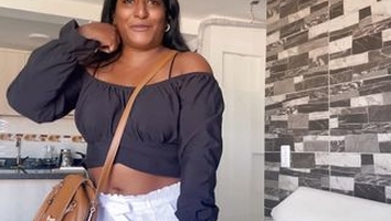 GIRL ENJOYS A HARD FUCK WITH STRANGER
