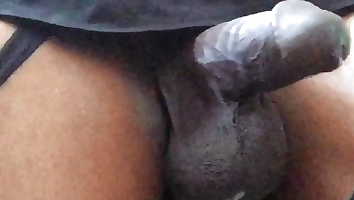 Ms 300 Sarazia Exotic Oozing Creampie & Cumshot