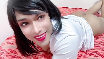 Beautiful Indian Sissy Playing With Herself 9 Min