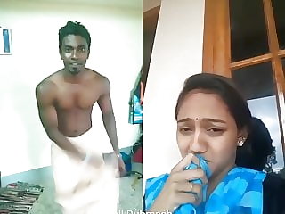 Dubmash Tamil by Tamil Aunty with flashing boobs